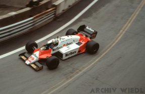 Vorschaubild zum Beitrag: Motorsport vor 40 Jahren: August 1983 – Ein Meister und ein Comeback!