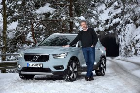 Vorschaubild zum Beitrag: Fahrtbericht: Mit dem Volvo XC40 D4 AWD auf Eis und Schnee unterwegs!