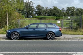 Vorschaubild zum Beitrag: Fahrbericht: Volvo V90 Recharge T6 AWD Modelljahr 2022