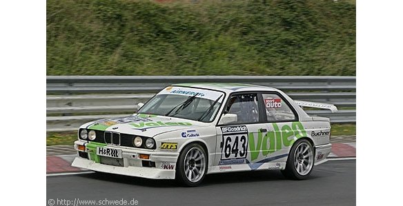 BMW 320 is