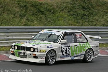 BMW 320 is