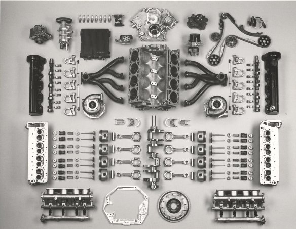 Zerlegter Mercedes-Benz M 117