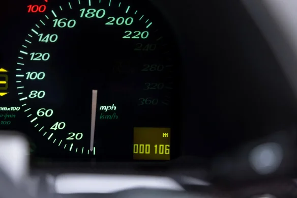 Ferrari F50 mit nur 171 Kilometern