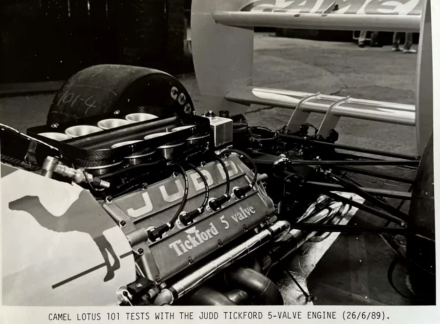 Zylinderköpfe von Tickford bei Lotus