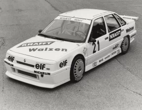 Vorschaubild zum Beitrag: Renault 21 Turbo Europa Cup: Wie eine brave Limousine zum Rennwagen wurde