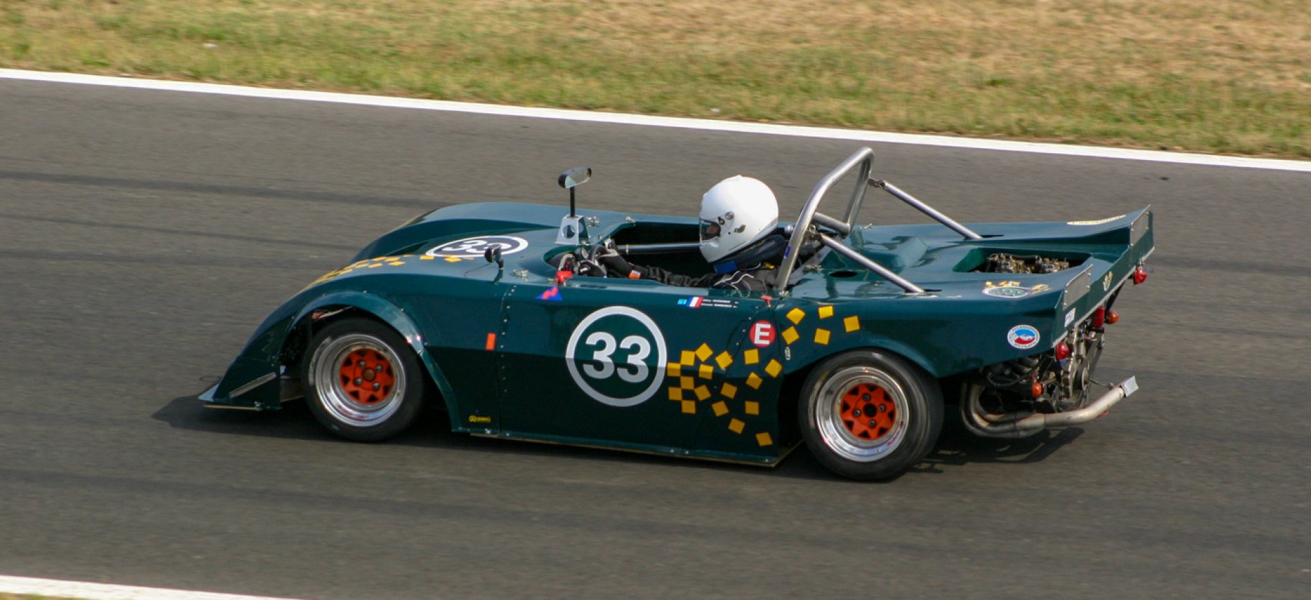 Continuation Cars & Retro-Fahrzeuge