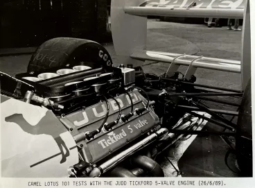 Zylinderköpfe von Tickford bei Lotus