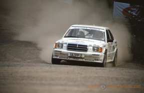 Vorschaubild zum Beitrag: Mercedes-Benz 190 E 2.3-16 – wie Mercedes wieder sportlich wurde!