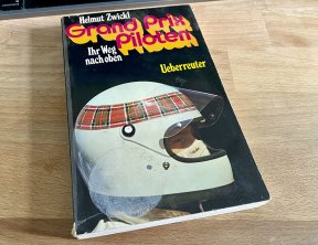Vorschaubild zum Beitrag: Buchtipp: „Grand Prix Piloten – Ihr Weg nach oben“ von Helmut Zwickl