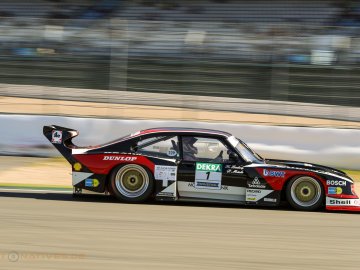 Peter Mücke im Ford Zakspeed Capri Turbo beim AvD Oldtimer-Grand-Prix 2022