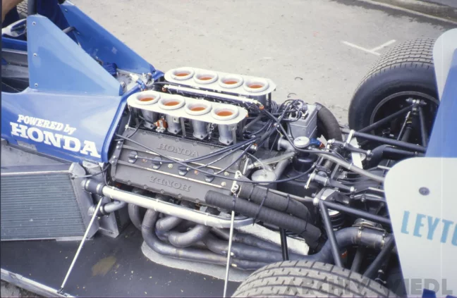 Vorschaubild zum Beitrag: Aus dem Archiv: Vom Indy-Turbo zum F3000-Sauger – Honda-Judd-Connection