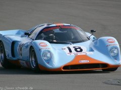 Chevron B16