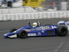 Hesketh 308E-Ford