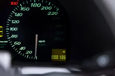 Ferrari F50 mit nur 171 Kilometern