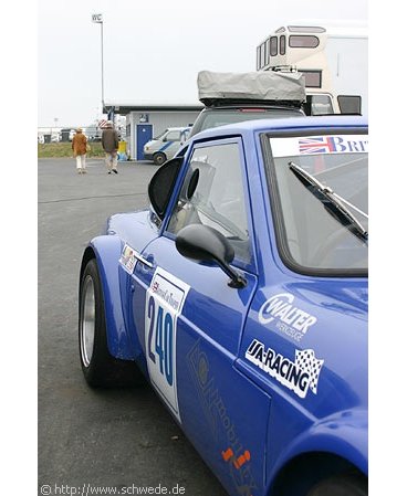 Im Fahrerlager Ginetta