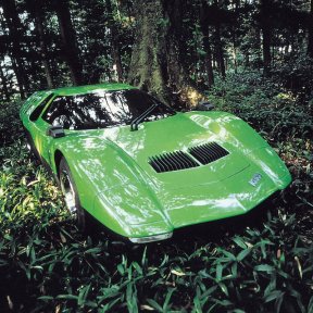 Vorschaubild zum Beitrag: Mazda RX-500 – Keil mit Wankelmotor! Antwort auf den C111?