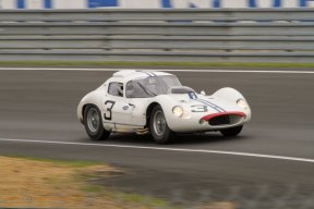 Vorschaubild zum Beitrag: Maserati Tipo 151 – schnell aber unzuverlässig und letzter GT von Maserati in Le Mans.