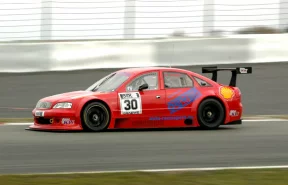 Vorschaubild zum Beitrag: Rennsieger und Titelträger der „V8Star (2001 - 2003)“