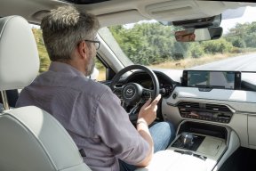 Vorschaubild zum Beitrag: Fahrbericht: Mazda CX-60 e-Skyactiv PHEV – Unterwegs im neuen großen SUV von Mazda