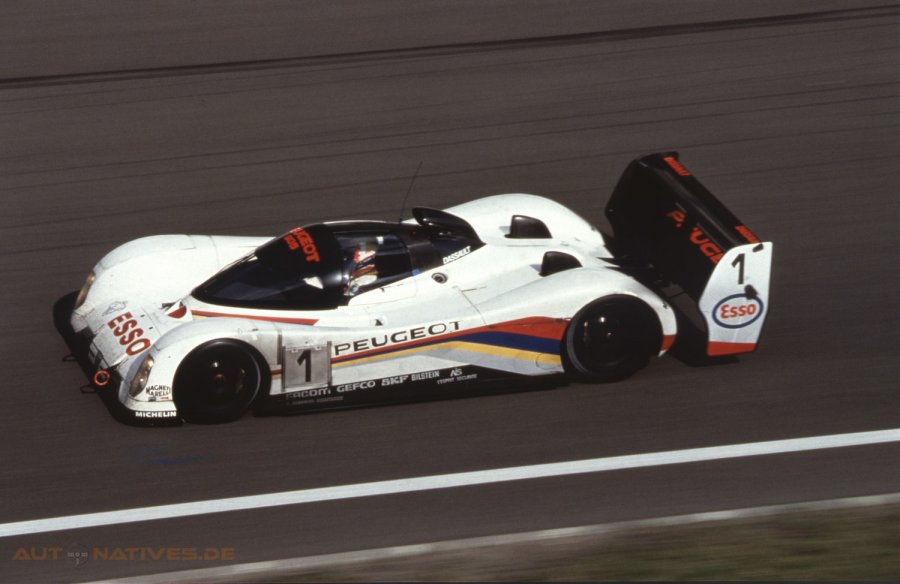 Peugeot 905 Evo 1 in Le Mans