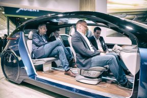 Vorschaubild zum Beitrag: Wo das Auto zum Lebensraum wird! Probesitzen im Konzeptfahrzeug XiM18