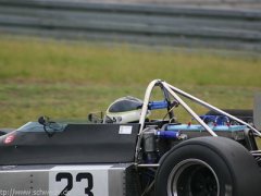 Chevron B25