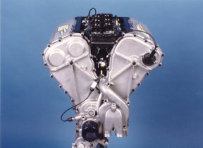Vorschaubild zum Beitrag: Herz mit 54 Grad: Der V6-Motor des Opel Calibra für die DTM