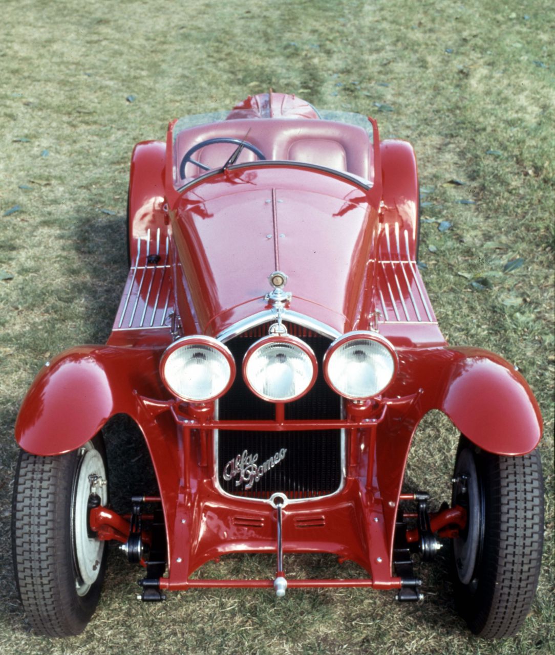 Titelbild zum Artikel:Immer wieder Genf: Alfa Romeo 8C 2300 (1932) 