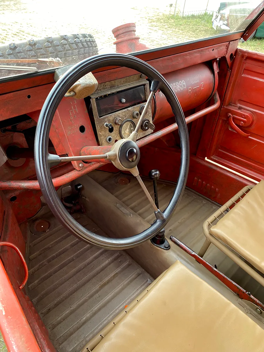 Innenraum VW Kübelwagen Reichspost