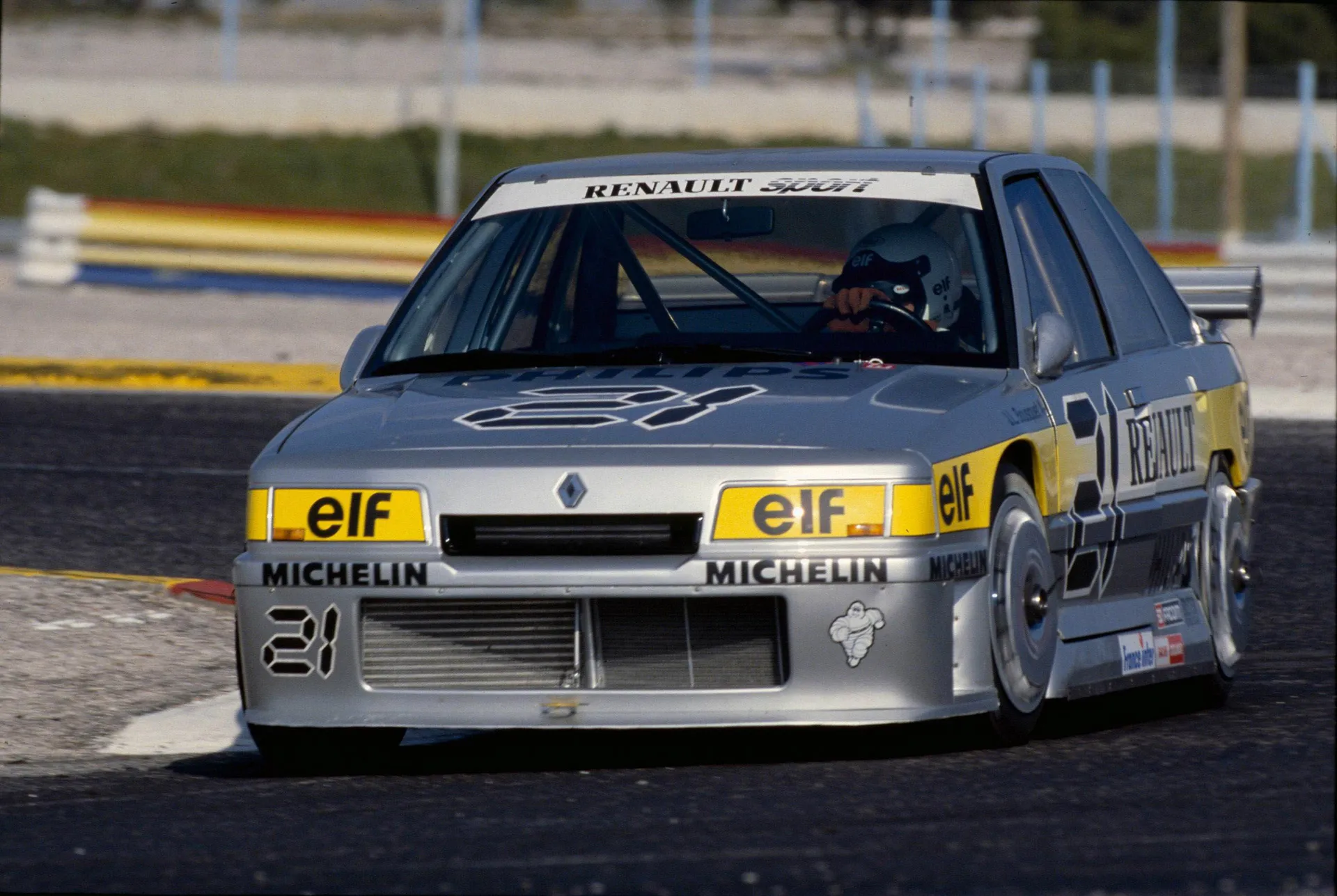 Jean-Louis Bousquet im Renault 21 Superproduction 4x4