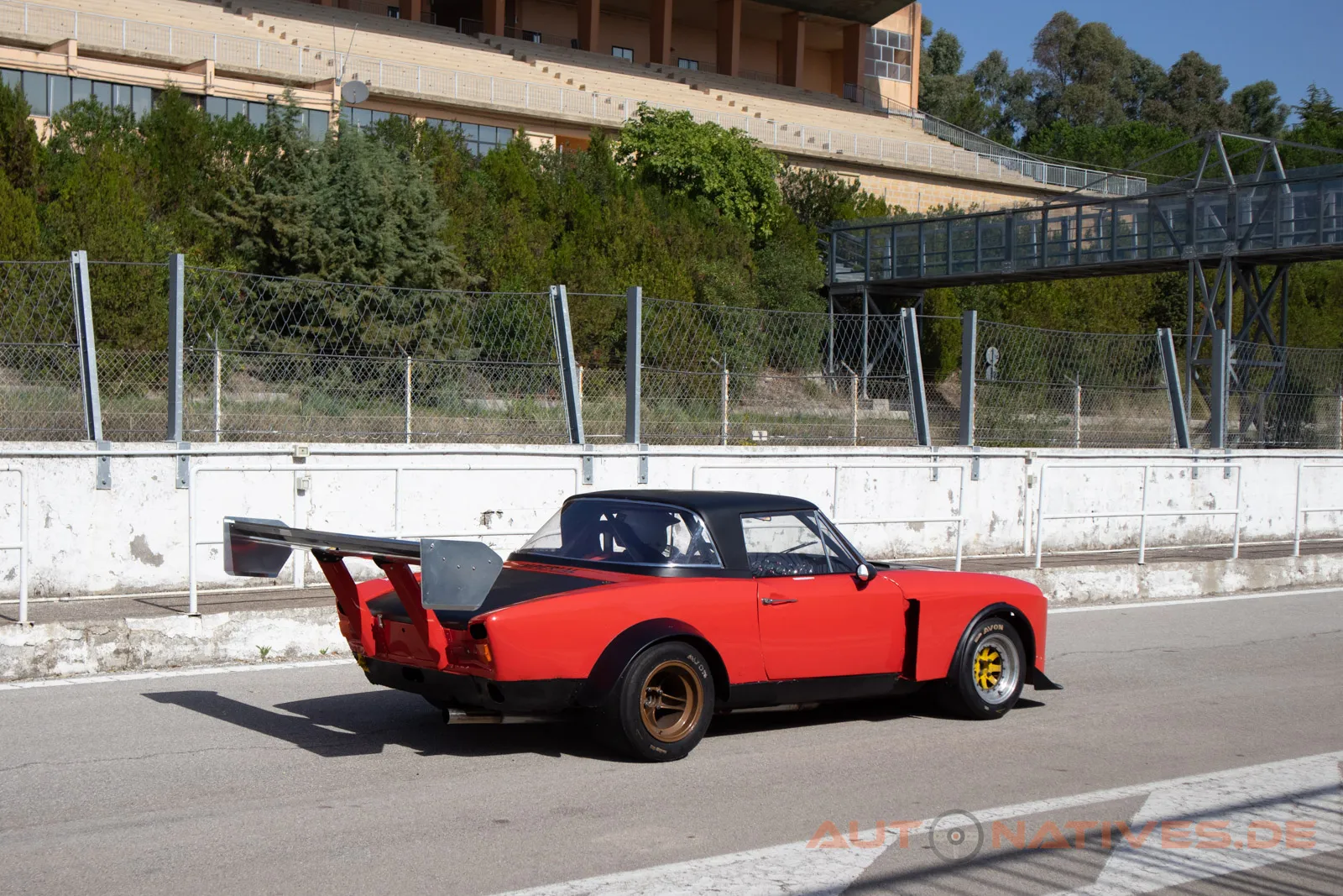 Heckansicht des heißen Fiat 124 Spider