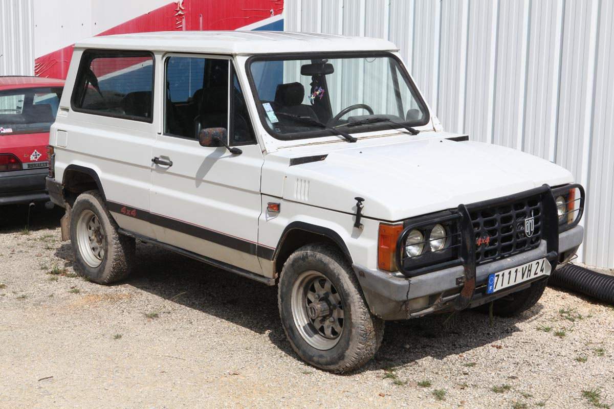 ARO 10 4 x 4 in Frankreich