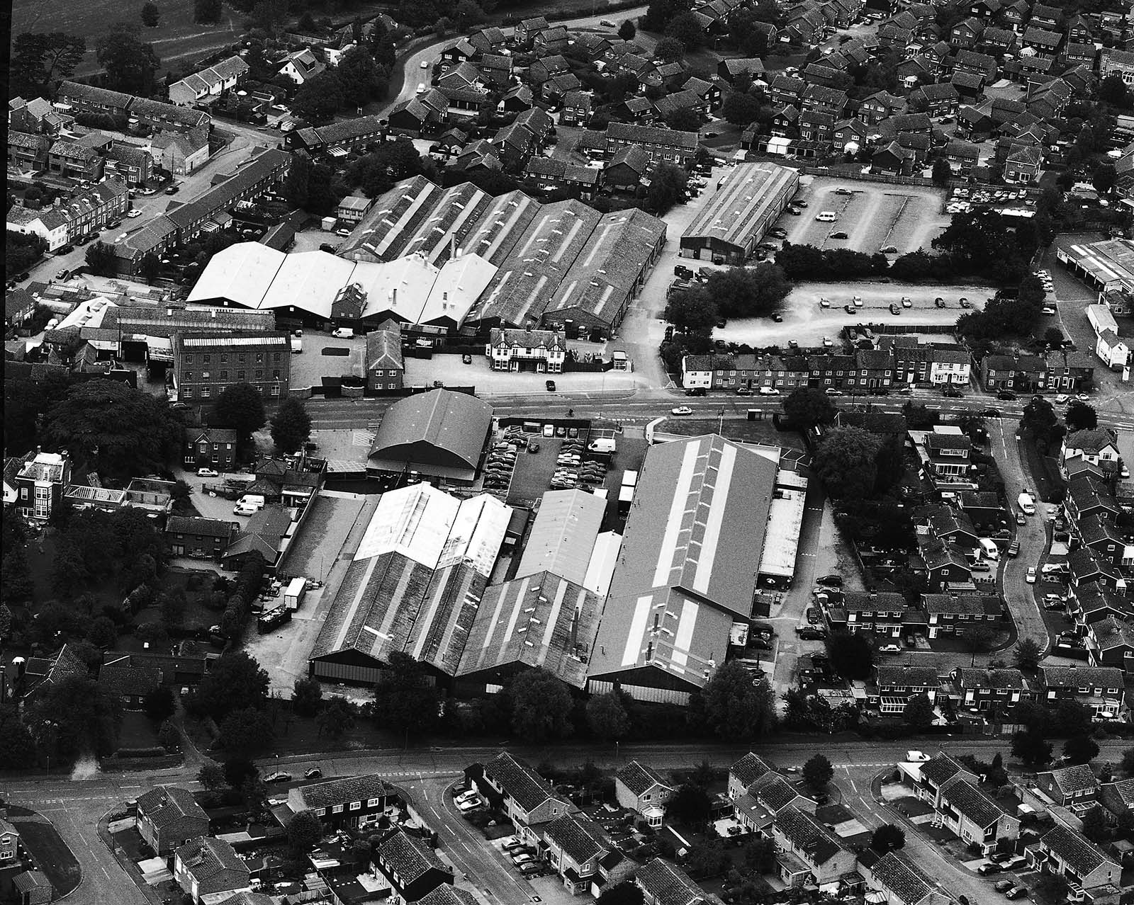 Aston Martin in Newport Pagnell, 1990er-Jahre