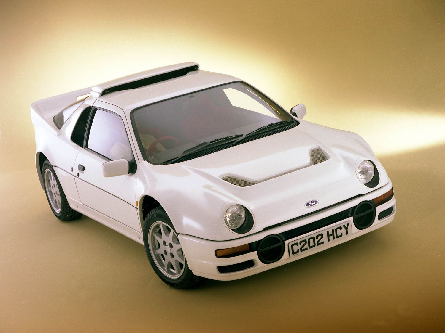 Serienmodell des Ford RS200