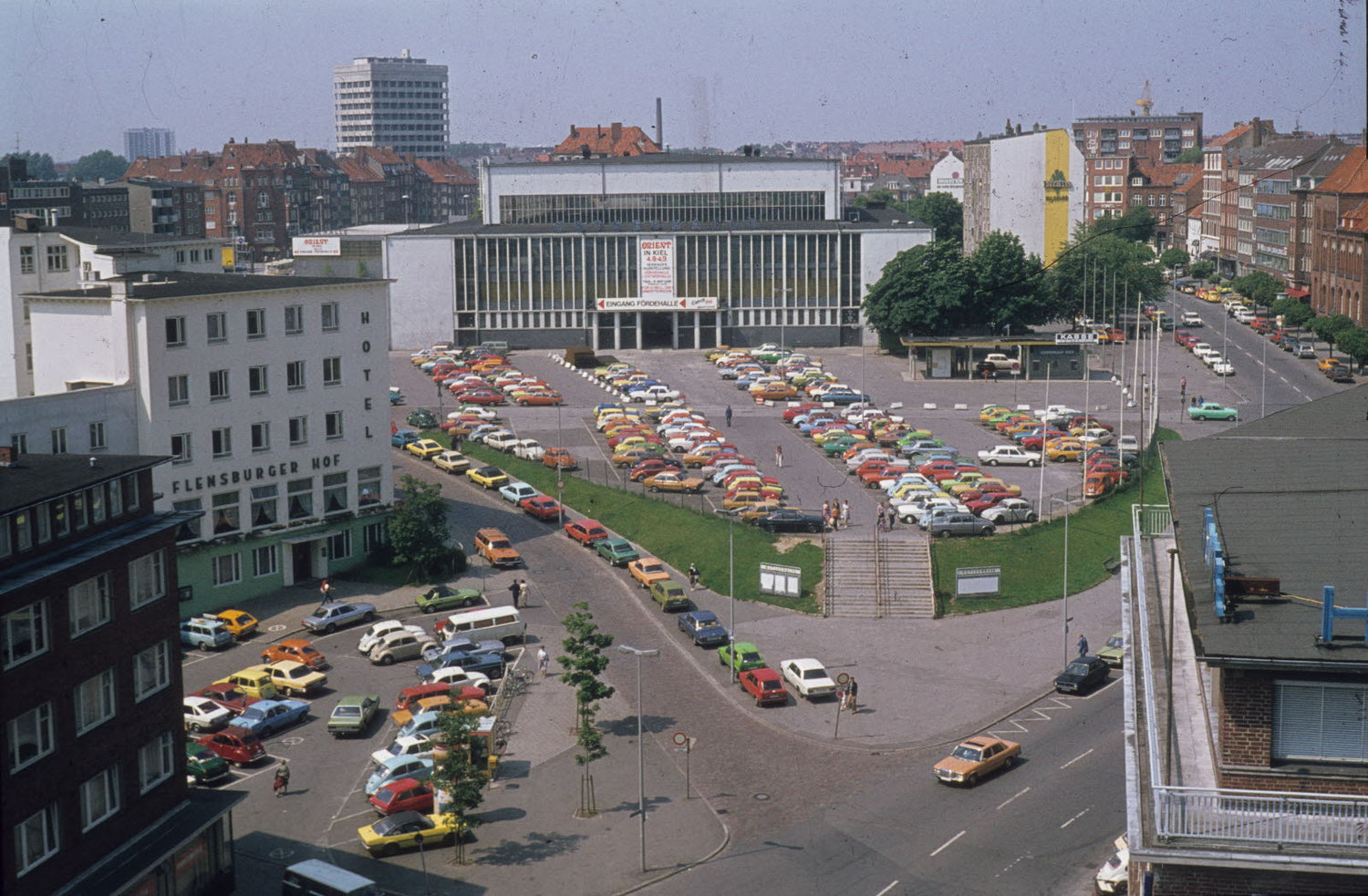 Bunte Farben, soweit das Auto reicht