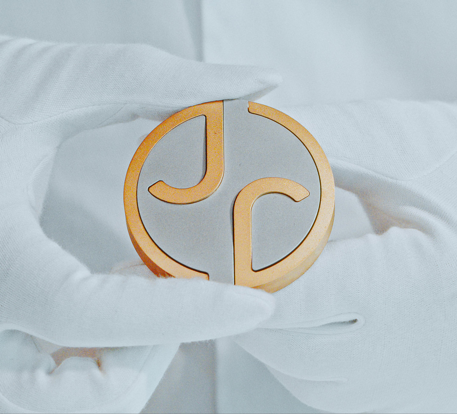 Das neue Jaguar-Logo!