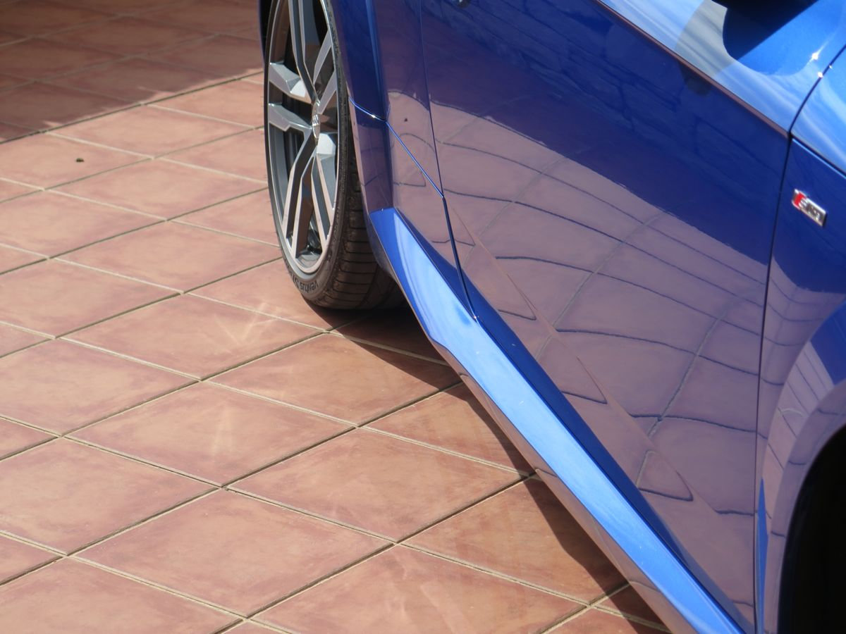 Schwellet im Audi TT
