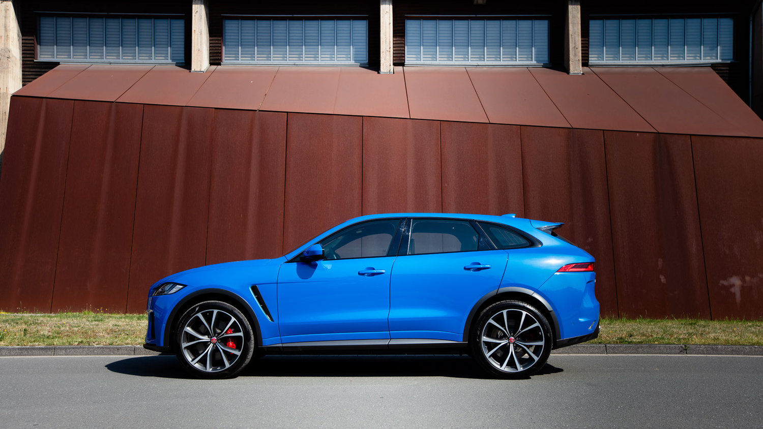 Seitenlinie des Jaguar F-Pace SVR