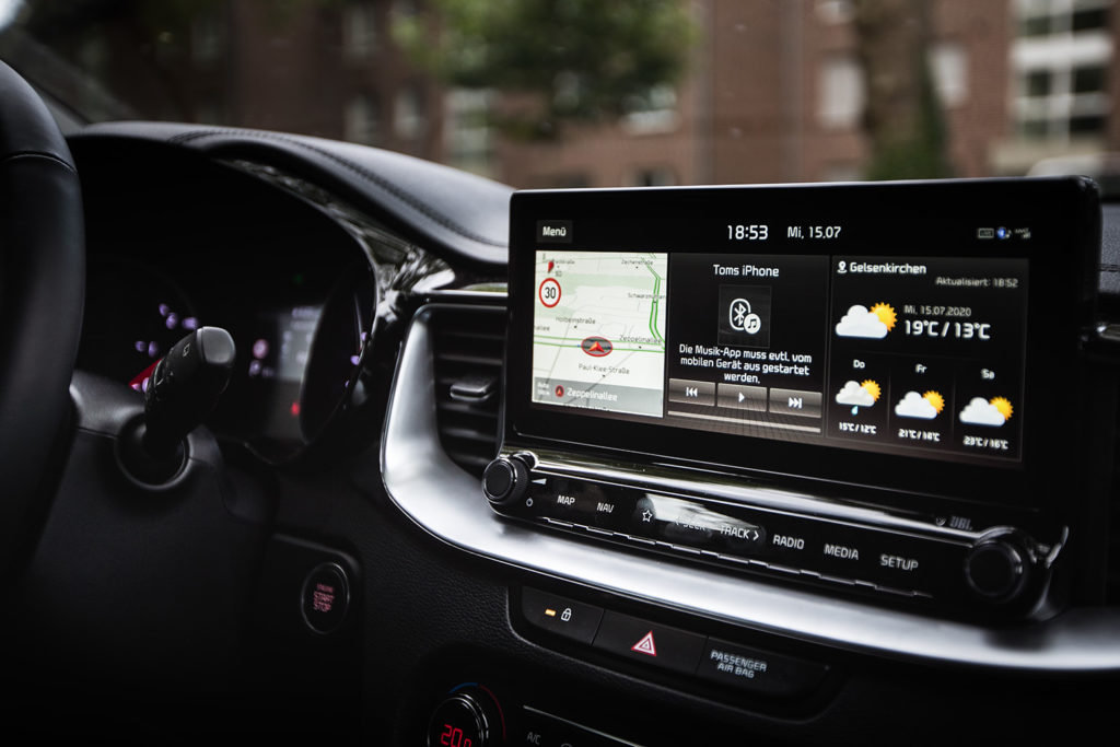 Radio und Navigationssystem im Kia XCeed 1.6 CRDi 136 EcoDynamics+ DCT7