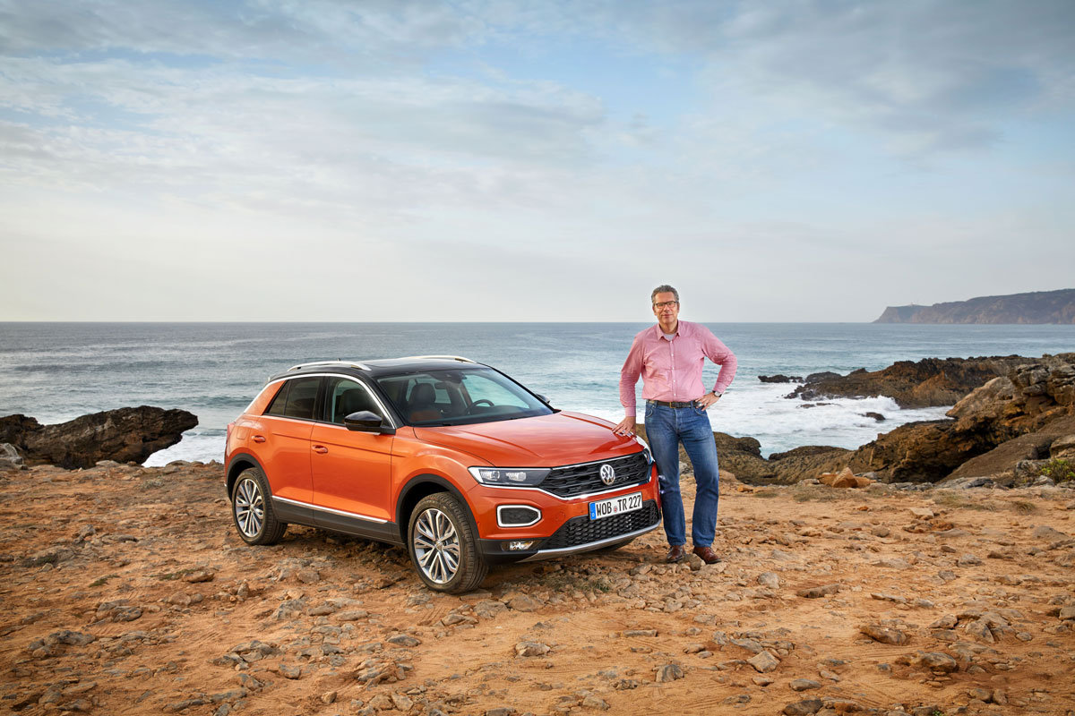 Tom mit dem VW-TROC am Strand