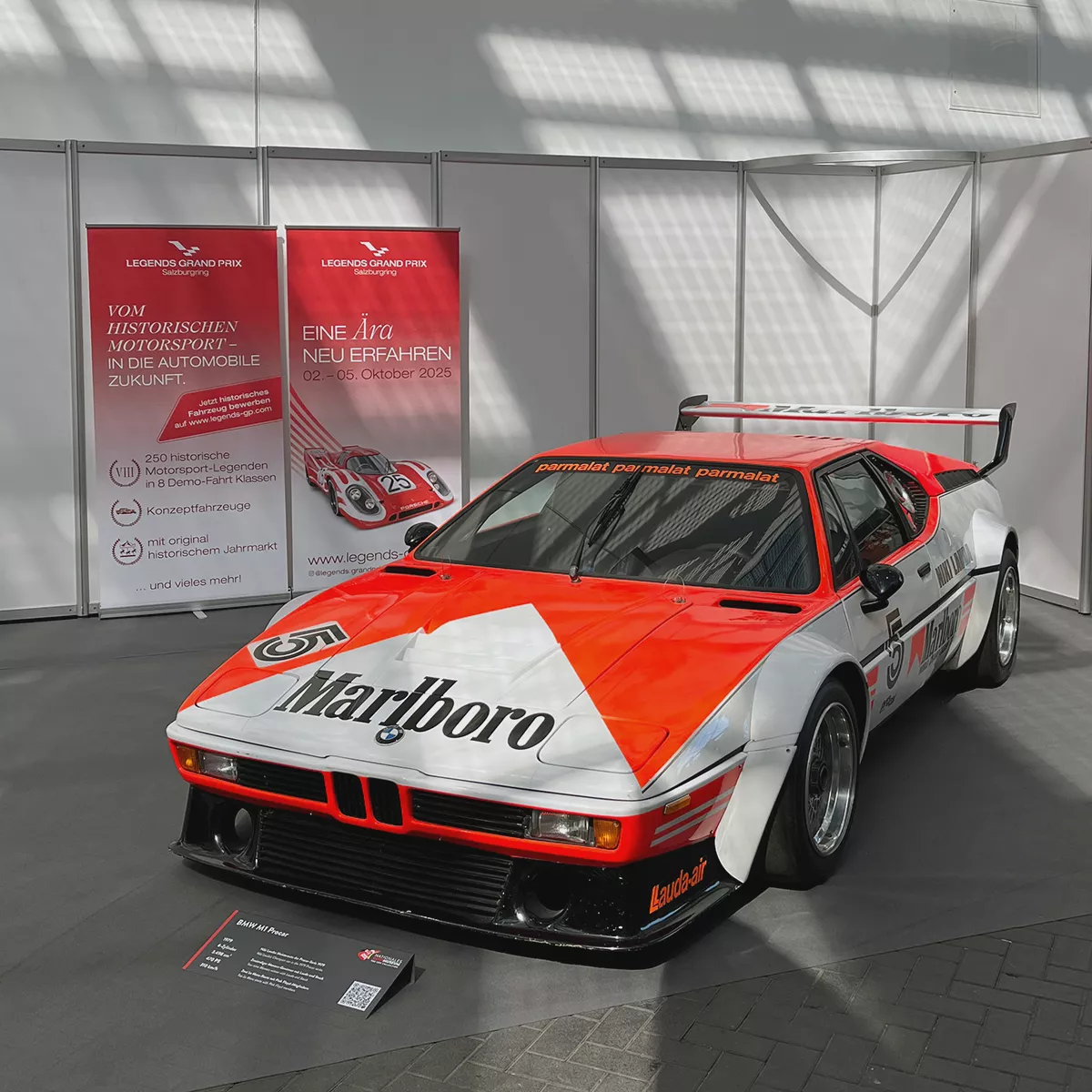 BMW M1 Procar am Stand des LEGENDS GRAND PRIX