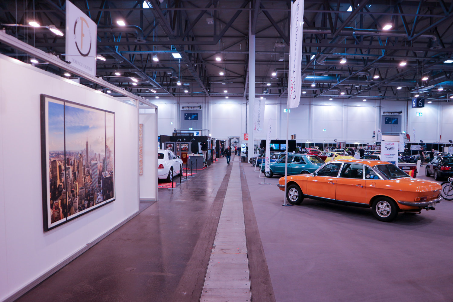 Titelbild zum Artikel:Techno Classica 2023 ist eröffnet 