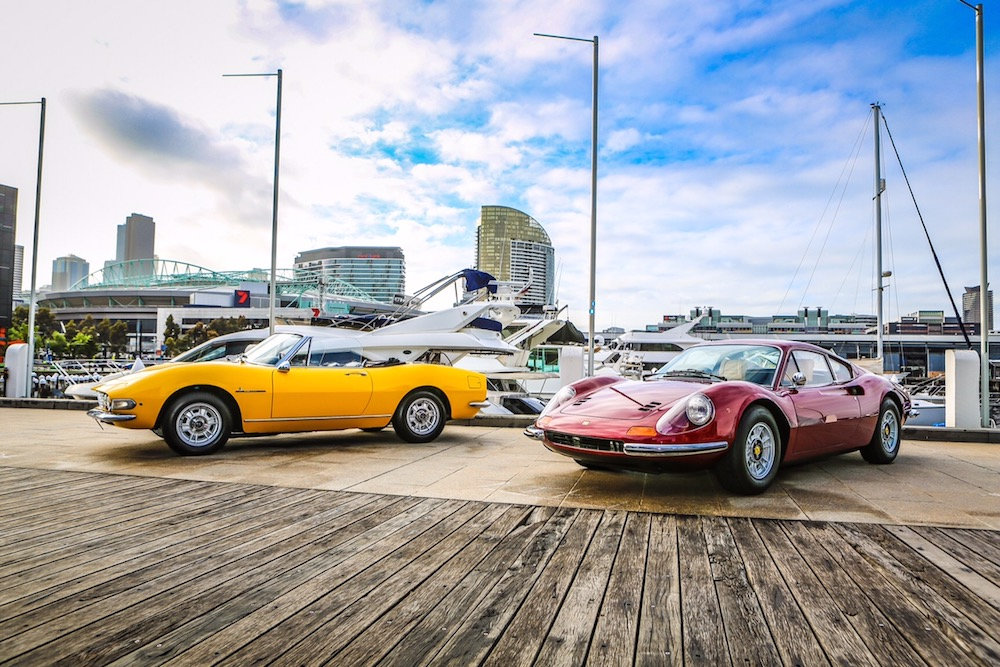 Fiat Dino Spider und Ferrari Dino 246 GT (rechts) - Foto: Ferrari