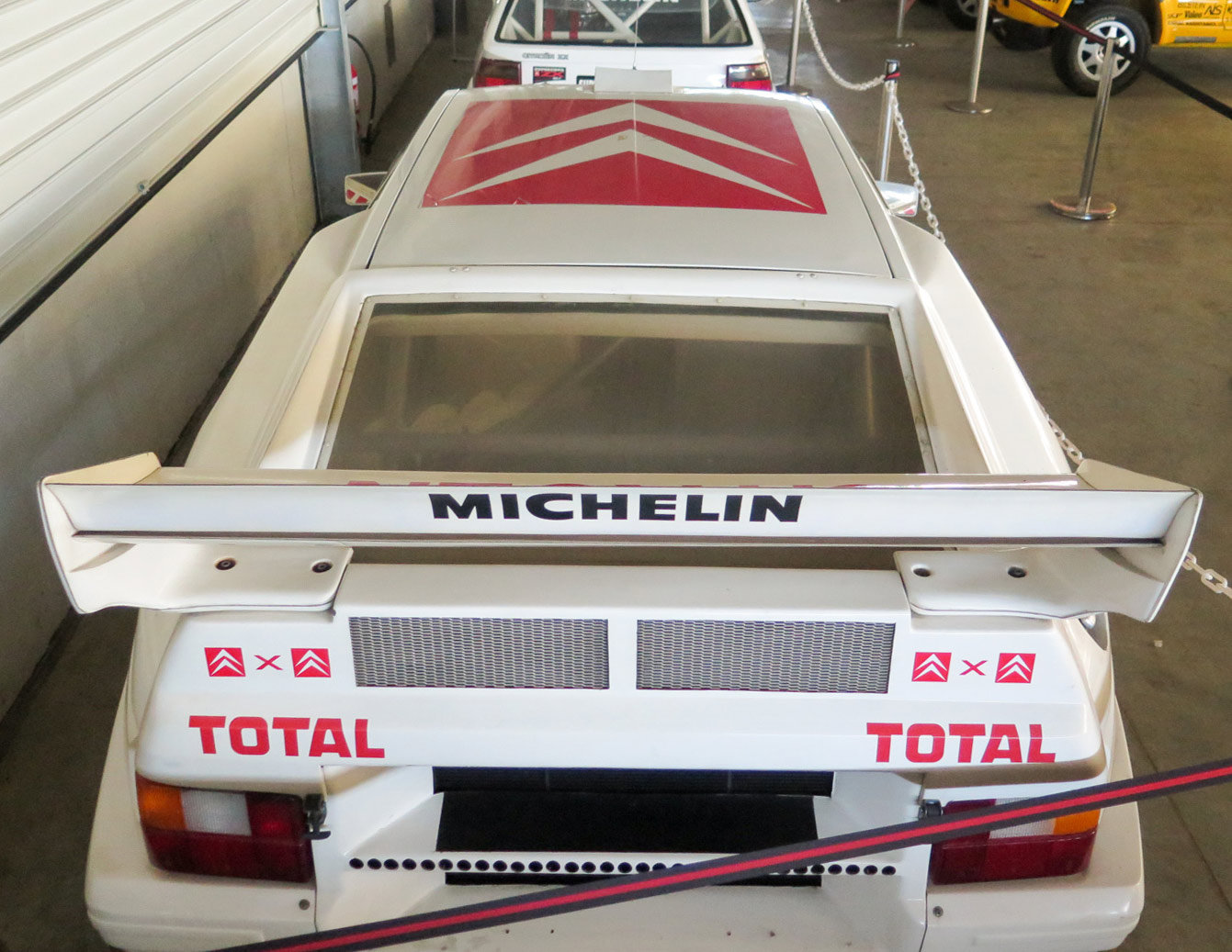 Der massive Heckflügel des Citroën BX 4TC Evo kennzeichnet auch den Franzosen als typisches Gruppe-B-Monster.