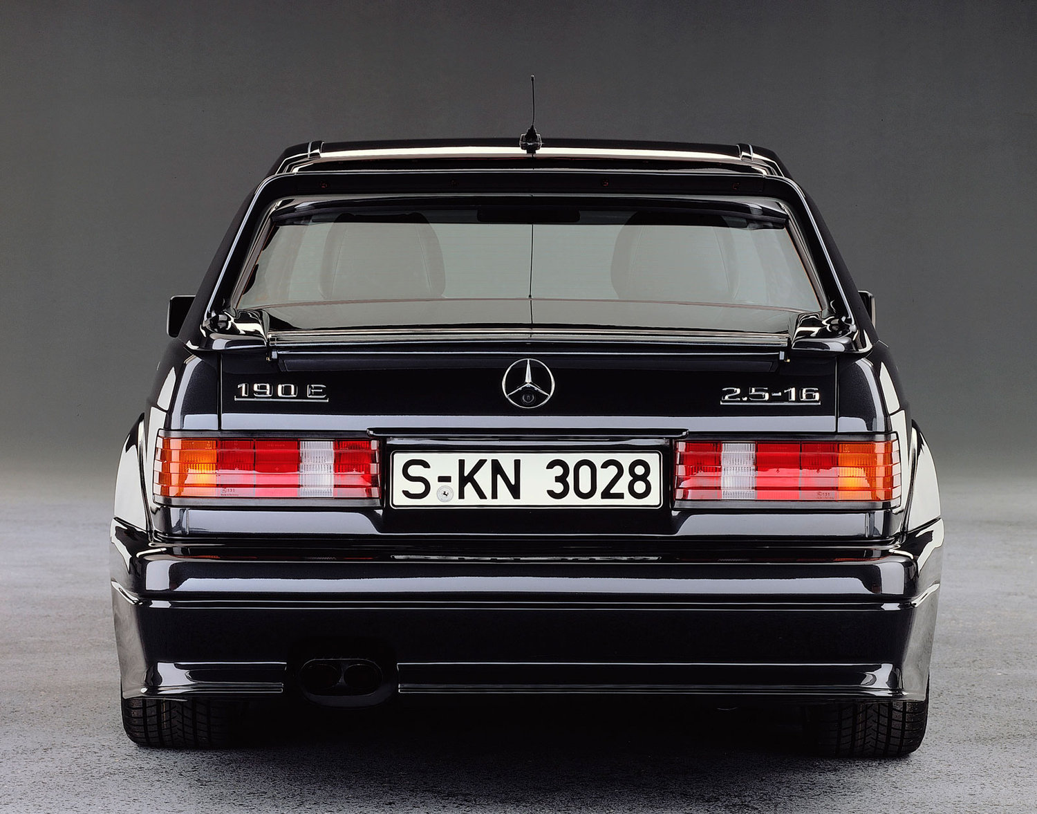 Heckspoiler des Mercedes-Benz 190 E 2.5-16 Evolution II 