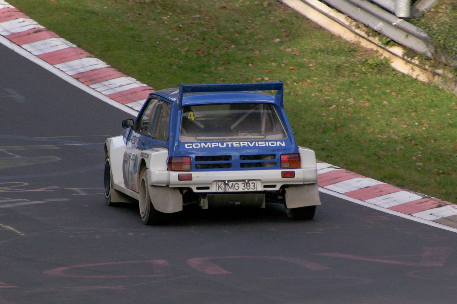 Heckansicht des MG Metro 6R4 bei der Rallye Köln Ahrweiler 2005