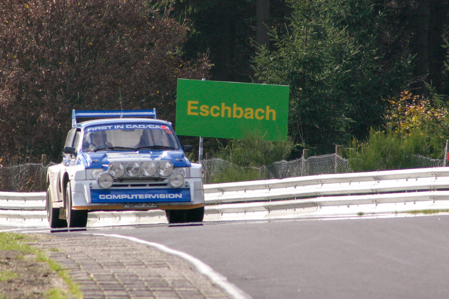 Titelbild zum Artikel:MG Metro 6R4 – erfolglos aber heiß! 