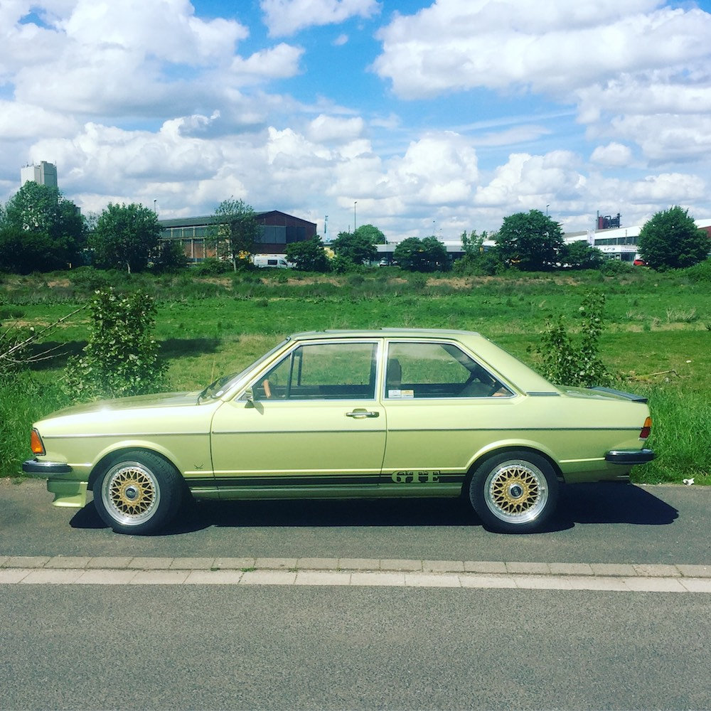 Audi 80 GTE - gesehen am Straßenrand