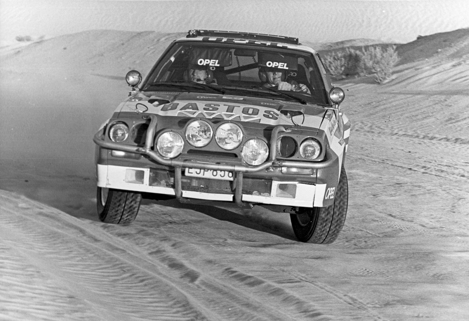Titelbild zum Artikel:30 Jahre Opel Manta 400 