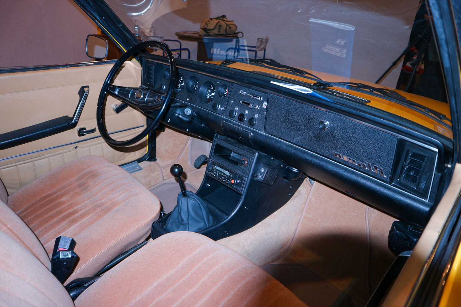 Innenraum des Amalfi CS 1800